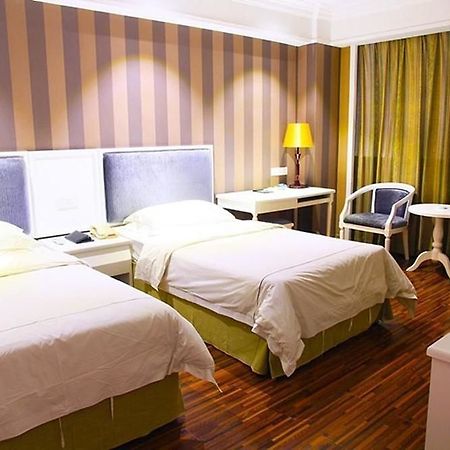 New Zhongxun Business Hotel Yueyang Екстериор снимка